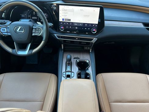 Used 2025 Lexus RX 350h 350h Premium w/ Convenience Package image 17