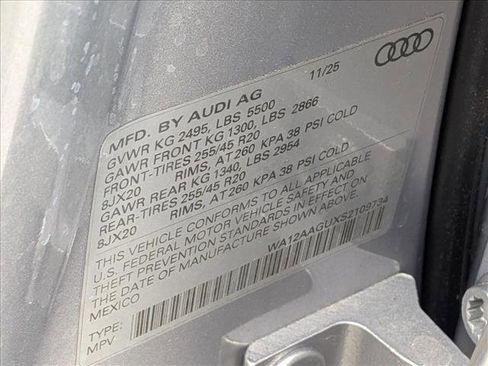 New 2025 Audi Q5 Premium Plus image 17
