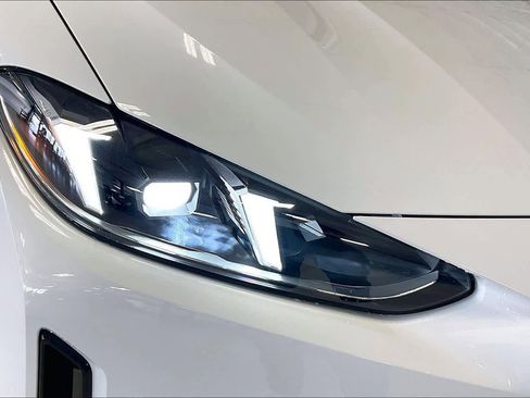 New 2026 BMW i4 eDrive40 RWD image 13