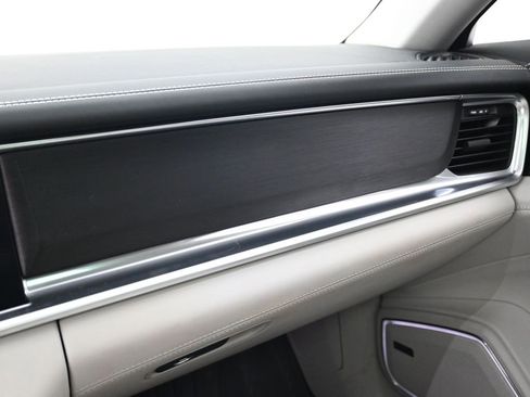 Certified 2023 Porsche Panamera 4 Platinum Edition image 23