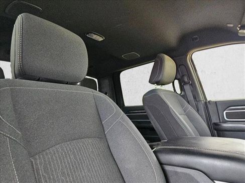 Used 2024 RAM 2500 Big Horn w/ Night Edition AWD/4WD image 16
