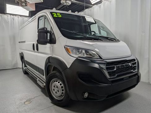 Used 2025 RAM ProMaster 2500 w/ U-Haul Equipment Group FWD image 2