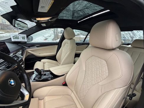 Used 2021 BMW 530i xDrive w/ Premium Package AWD/4WD image 20