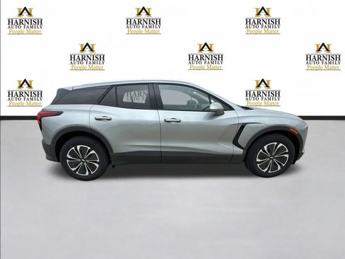 Used 2024 Chevrolet Blazer EV LT AWD/4WD image 7