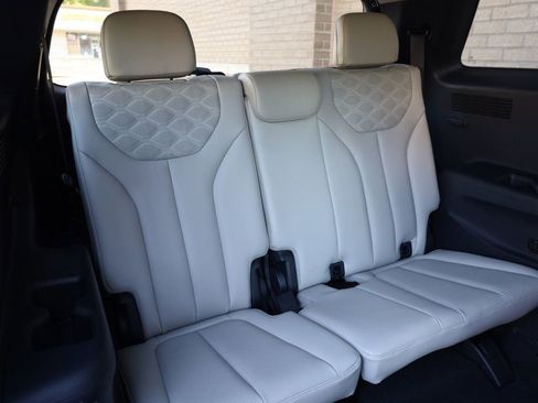 Used 2021 Hyundai Palisade Limited image 30