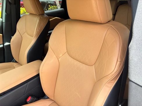 Used 2024 Lexus RX 350 Premium Plus w/ Convenience Package FWD image 16