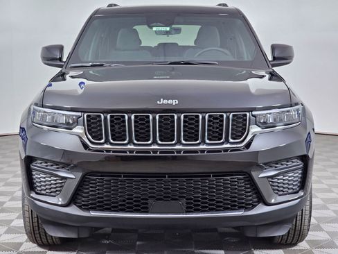 New 2025 Jeep Grand Cherokee Laredo X w/ Luxury Tech Group I image 9