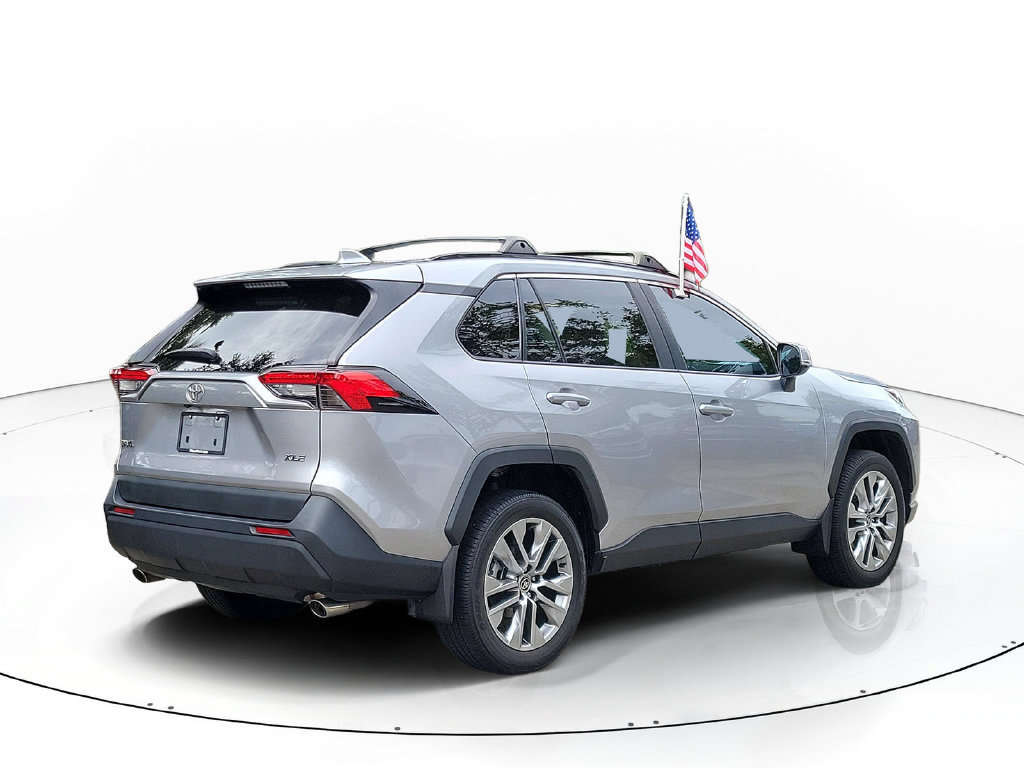 Used 2024 Toyota RAV4 XLE Premium FWD image 3