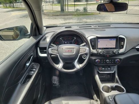 Used 2020 GMC Terrain SLT w/ Preferred Package AWD/4WD image 11