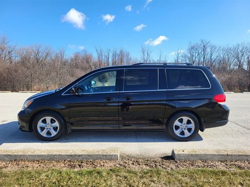Used 2010 Honda Odyssey Touring image 3