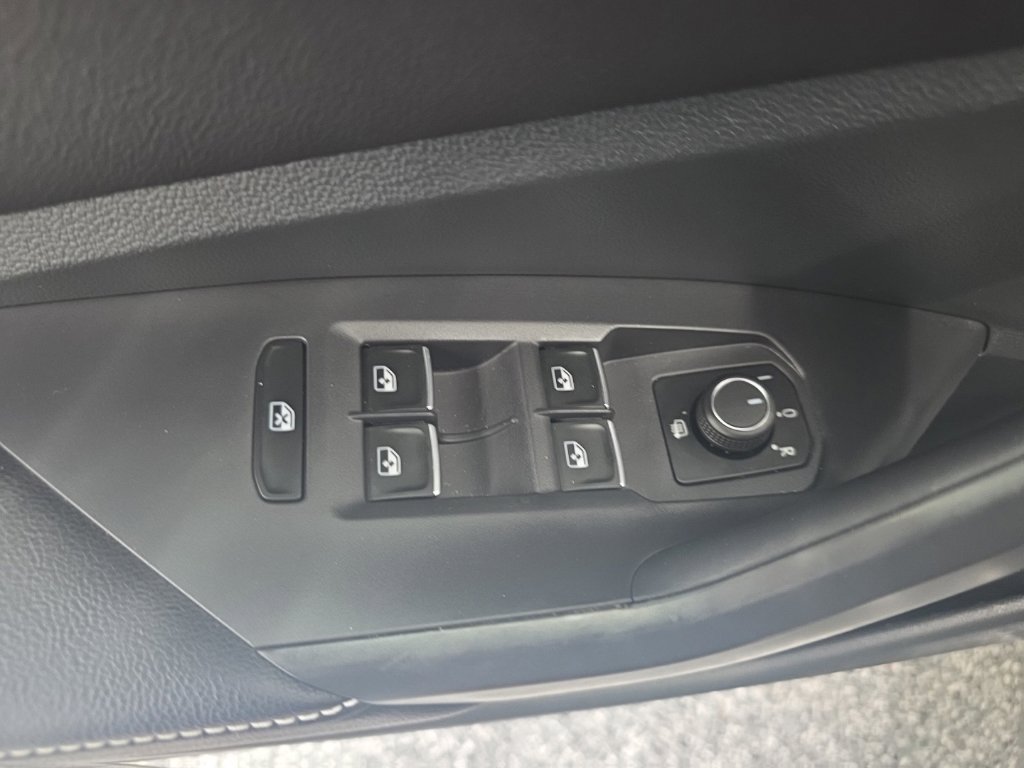 Used 2026 Volkswagen Jetta S FWD image 17