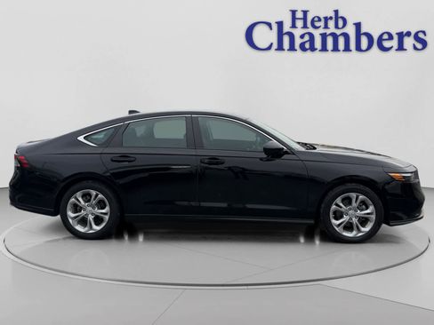 Used 2023 Honda Accord LX image 11