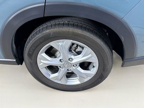 Certified 2025 Honda HR-V LX image 35