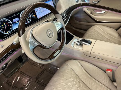 Used 2017 Mercedes-Benz S 550 Sedan image 5