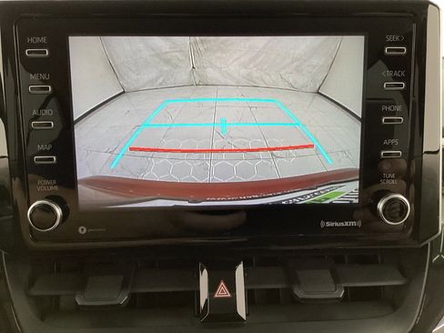 Used 2021 Toyota Corolla LE FWD image 34
