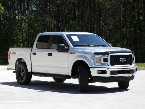 Used 2018 Ford F150 FX4 w/ Equipment Group 101A Mid AWD/4WD image 7