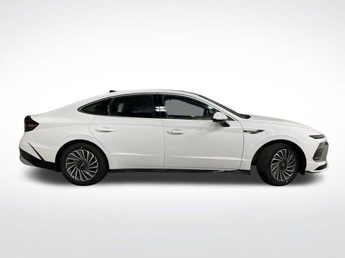 New 2026 Hyundai Sonata SEL image 2