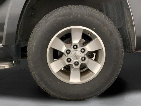 Used 2011 Toyota 4Runner SR5 image 19