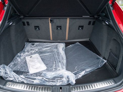 New 2026 Porsche Macan S image 28