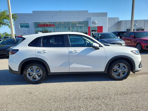 Used 2026 Honda HR-V LX image 9