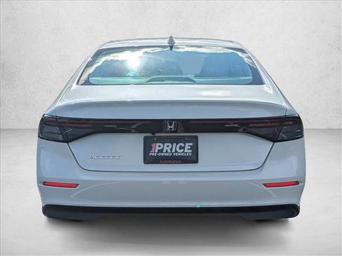 Used 2023 Honda Accord EX image 7