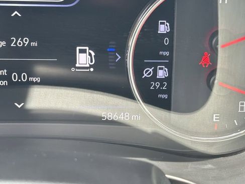 Used 2019 Chevrolet Malibu Premier FWD image 14