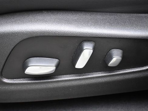 Used 2020 Cadillac XT5 Premium Luxury AWD/4WD image 14