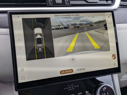 Used 2023 Jaguar F-PACE S image 20