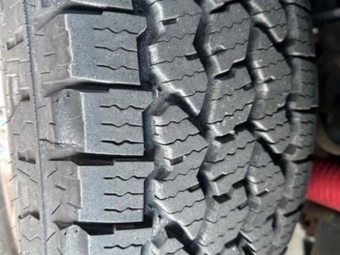 Used 2016 Ford F250 XLT w/ XLT Premium Package image 5