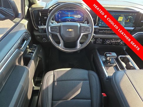 Used 2024 Chevrolet Silverado 1500 LTZ image 11