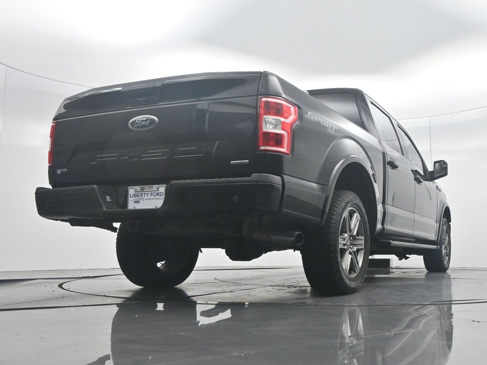 Used 2020 Ford F150 XLT w/ Equipment Group 302A Luxury AWD/4WD image 36
