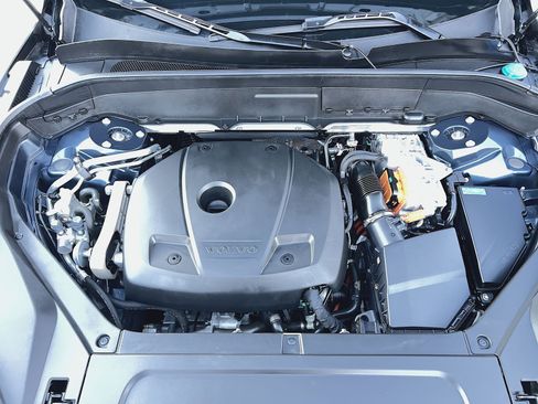 Certified 2023 Volvo XC90 T8 Ultimate image 29