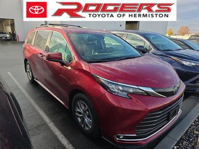 Certified 2024 Toyota Sienna XLE