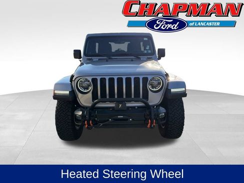 Used 2018 Jeep Wrangler Unlimited Sahara AWD/4WD image 2
