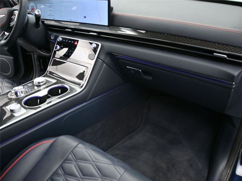 Used 2025 Genesis GV80 3.5T e-SC image 22