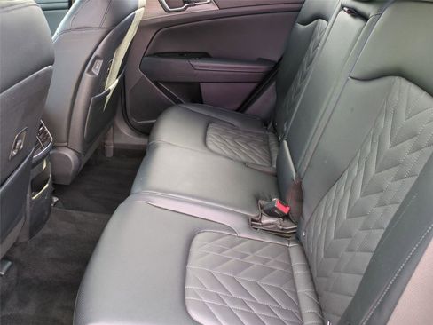 Used 2024 Kia Sportage X-Pro Prestige AWD/4WD image 17