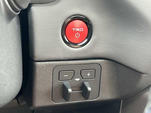New 2026 Toyota Tundra Limited AWD/4WD image 35