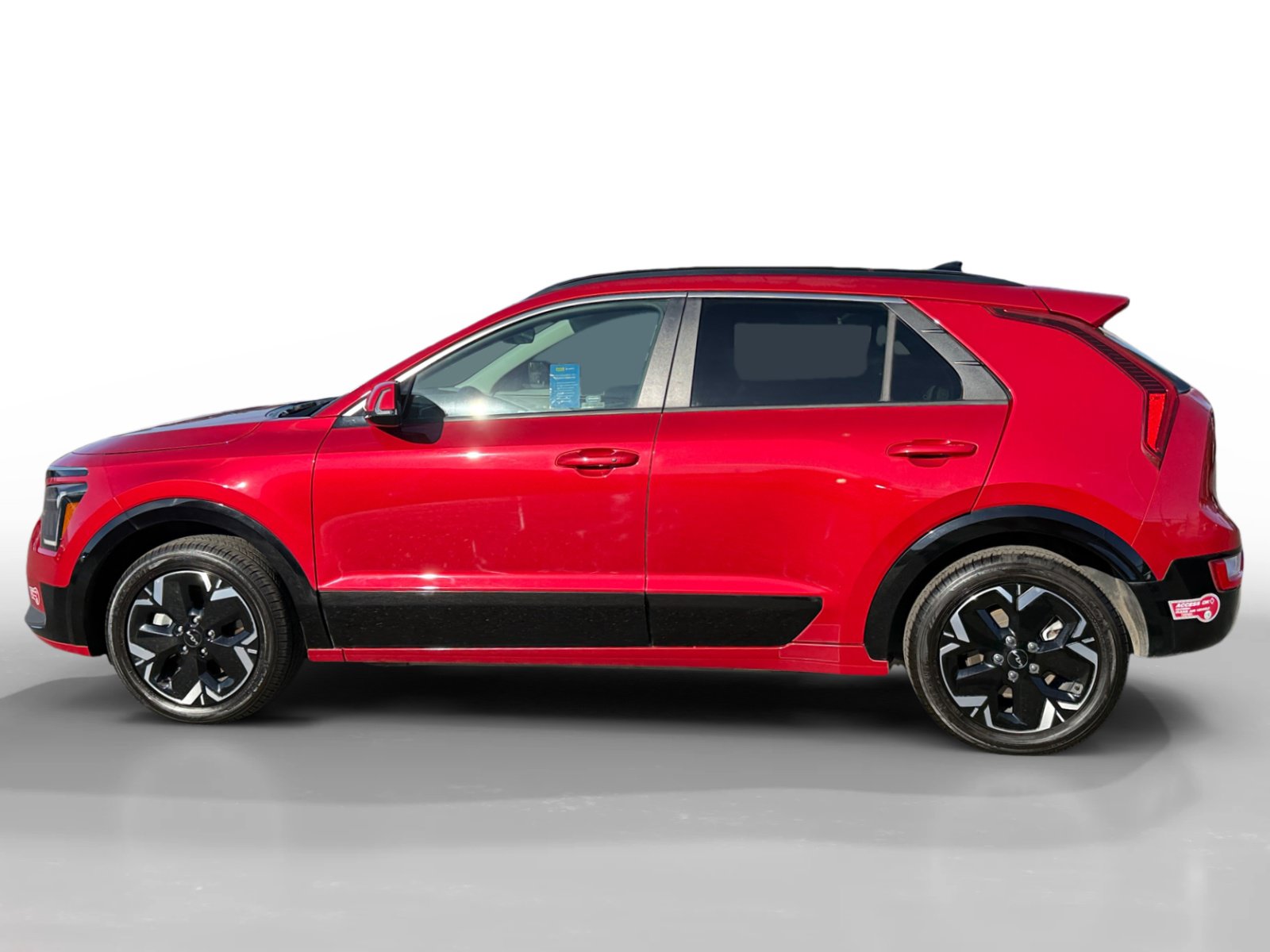 Used 2023 Kia Niro Wind FWD image 2