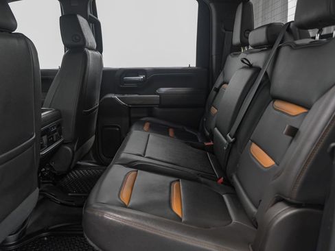 Used 2023 GMC Sierra 2500 AT4 AWD/4WD image 38