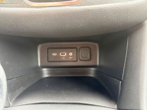 Used 2023 Chevrolet Equinox LT image 29