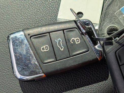 Used 2019 Volkswagen Arteon SE image 30