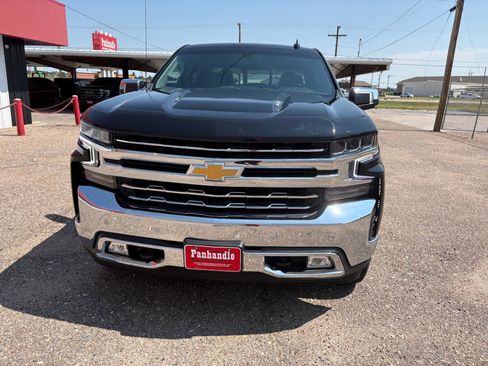 Used 2021 Chevrolet Silverado 1500 LTZ image 2