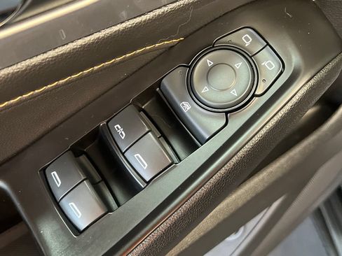 Used 2019 Chevrolet Traverse LT w/ LPO, Floor Liner Package AWD/4WD image 32