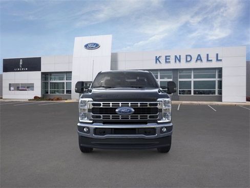 New 2025 Ford F250 XLT image 6