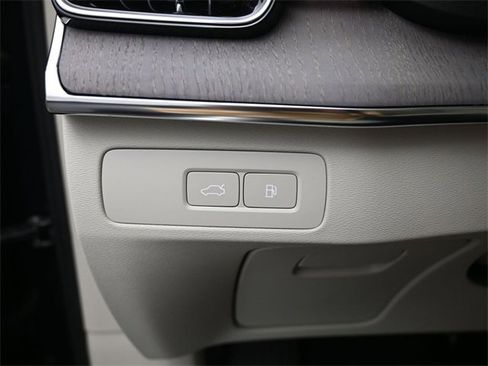 New 2026 Volvo XC90 T8 Ultra image 29