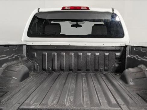 Used 2019 Nissan Frontier S image 17
