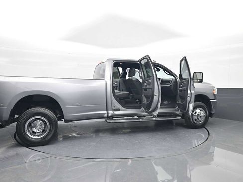 Used 2024 RAM 3500 Big Horn image 84