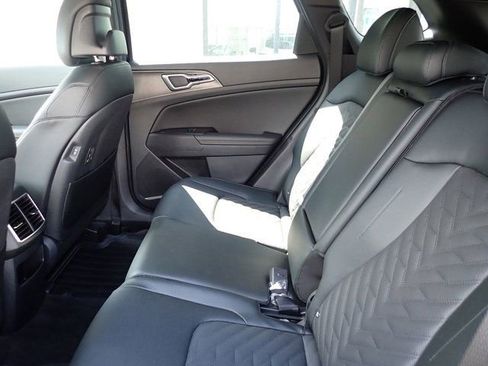 Certified 2026 Kia Sportage X-Line AWD/4WD image 9