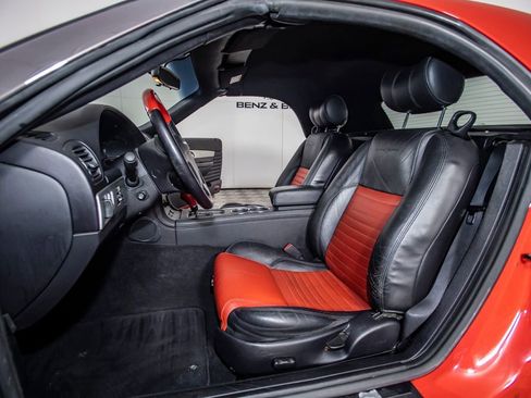 Used 2003 Ford Thunderbird image 21