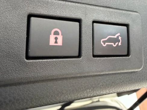 Used 2021 Subaru Ascent Touring image 20